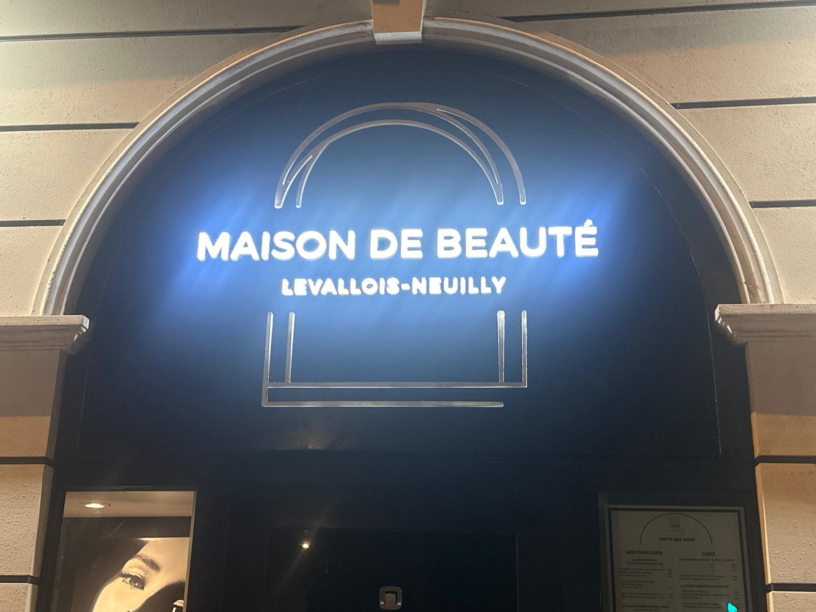 Enseigne lumineuse LED